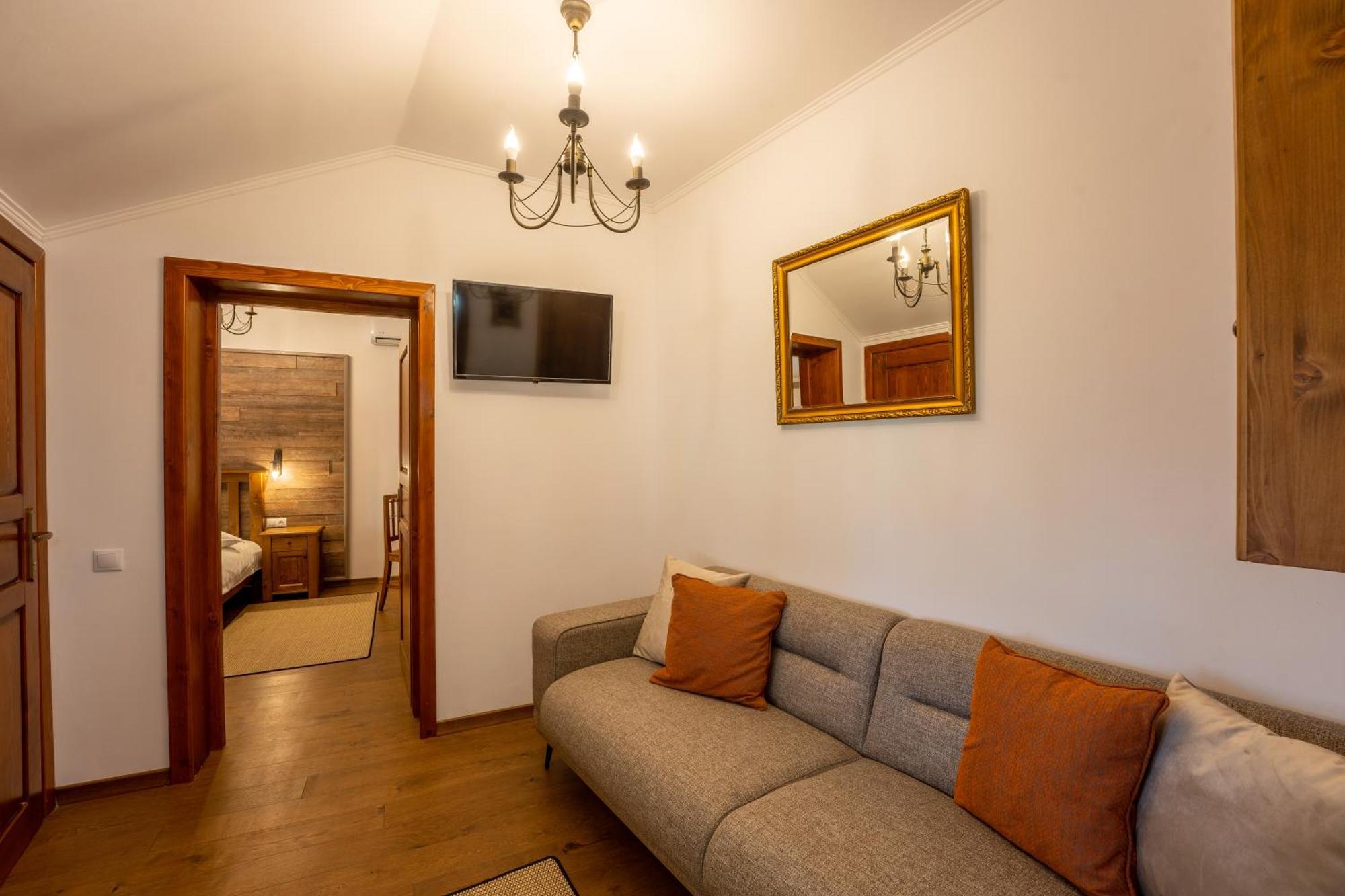 Carolina House 4*